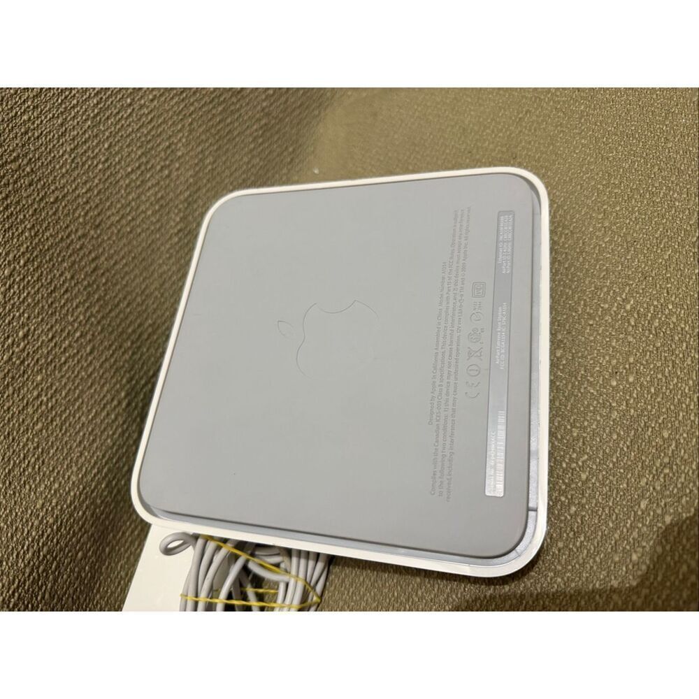 Apple AirPort Extreme Base Station A1354 Wireless Router WiFi Network - Picture 3 of 7
